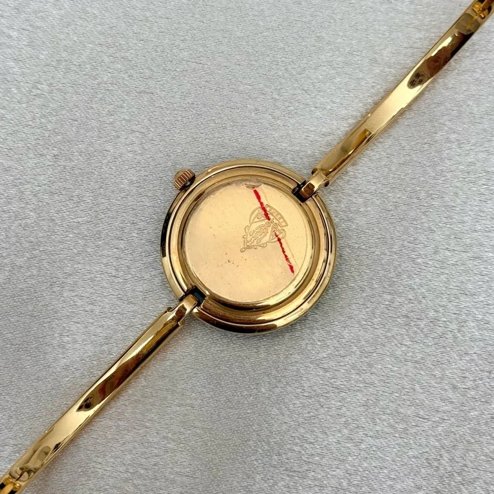 AUTHENTIC VINTAGE GUCCI BEZEL WATCH - 13 INTERCHANGEABLE BEZELS